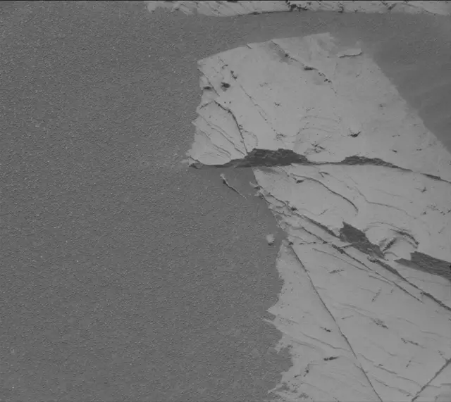 Sol 4070: Mast Camera (Mastcam)