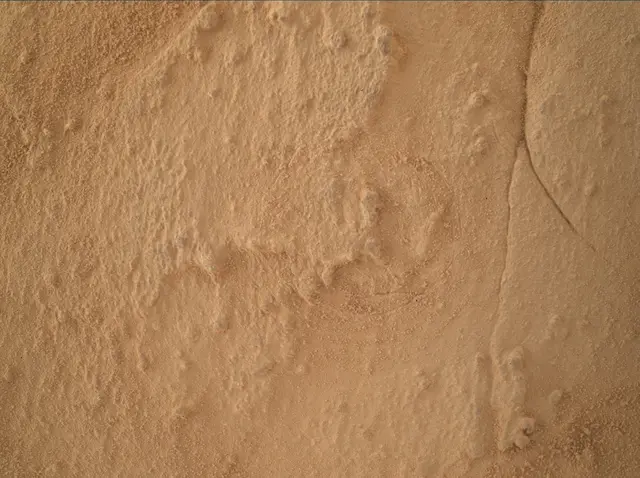 Sol 4070: Mars Hand Lens Imager (MAHLI)
