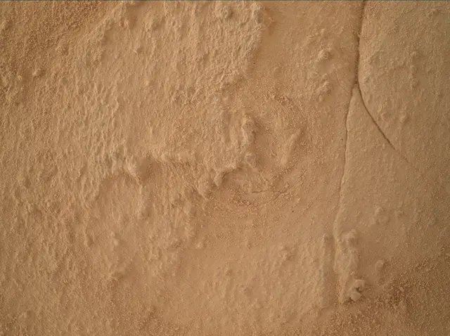 Sol 4070: Mars Hand Lens Imager (MAHLI)