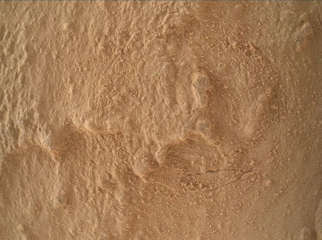 Sol 4070: Mars Hand Lens Imager (MAHLI)