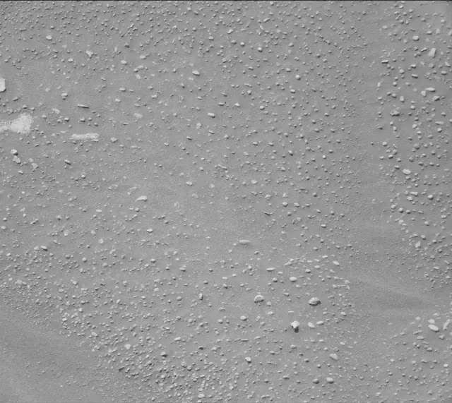Sol 4071: Mast Camera (Mastcam)