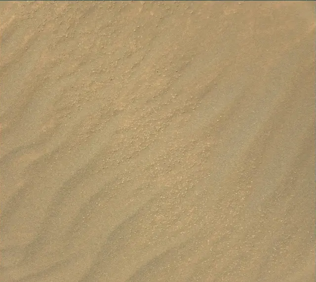 Sol 4071: Mast Camera (Mastcam)