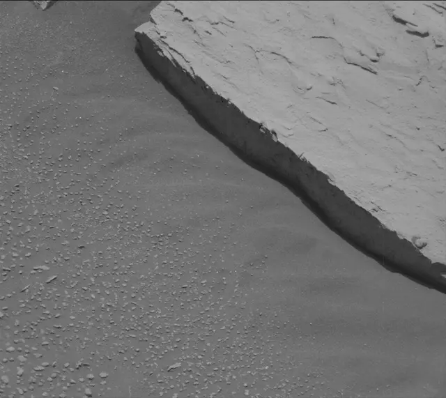 Sol 4073: Mast Camera (Mastcam)