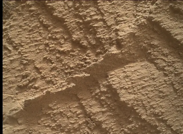 Sol 4073: Mars Hand Lens Imager (MAHLI)