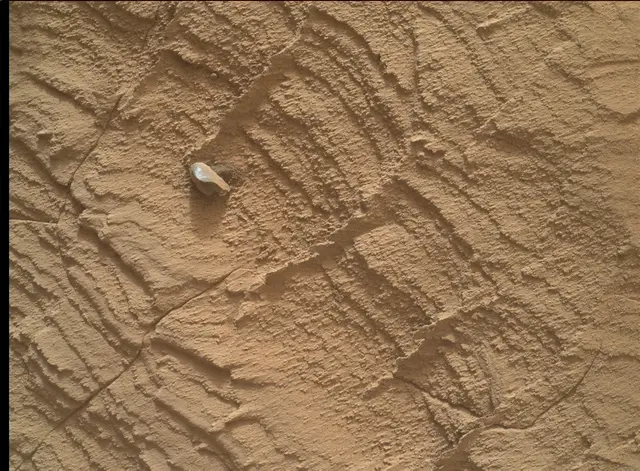 Sol 4073: Mars Hand Lens Imager (MAHLI)