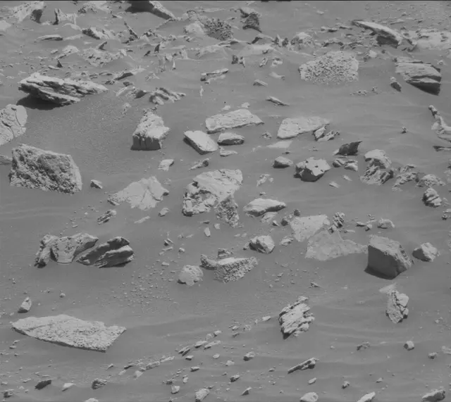 Sol 4076: Mast Camera (Mastcam)