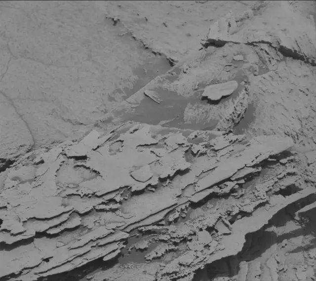 Sol 4076: Mast Camera (Mastcam)