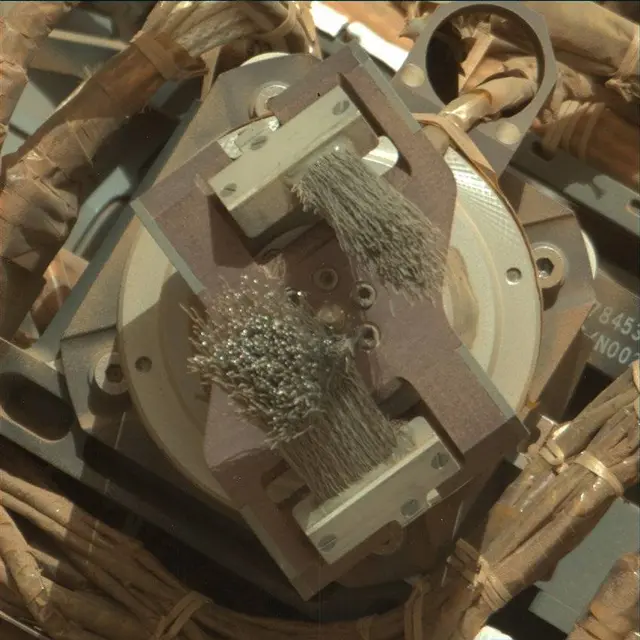Sol 4076: Mast Camera (Mastcam)