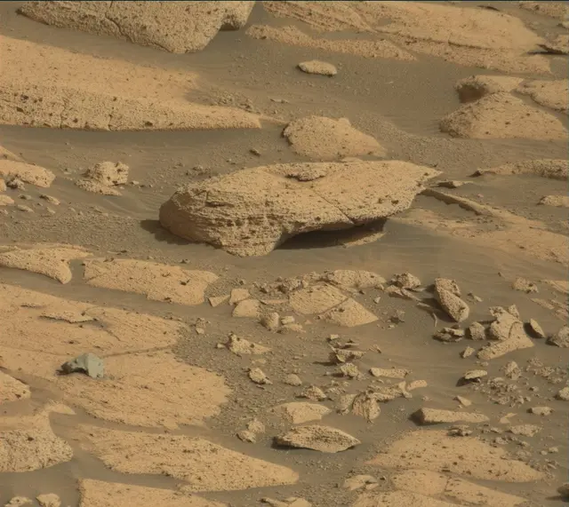 Sol 4076: Mast Camera (Mastcam)