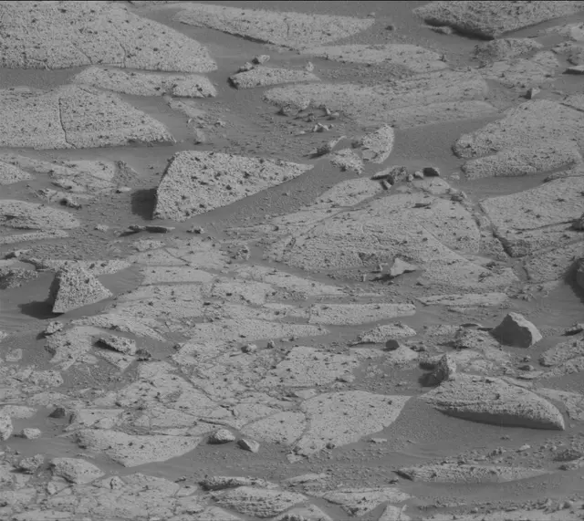Sol 4076: Mast Camera (Mastcam)