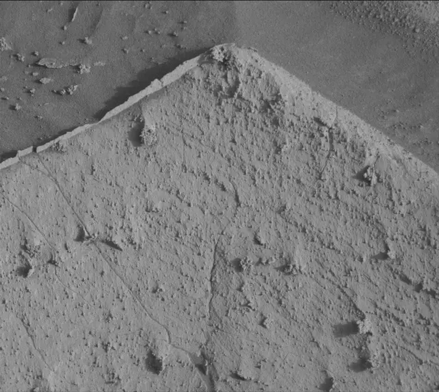Sol 4076: Mast Camera (Mastcam)