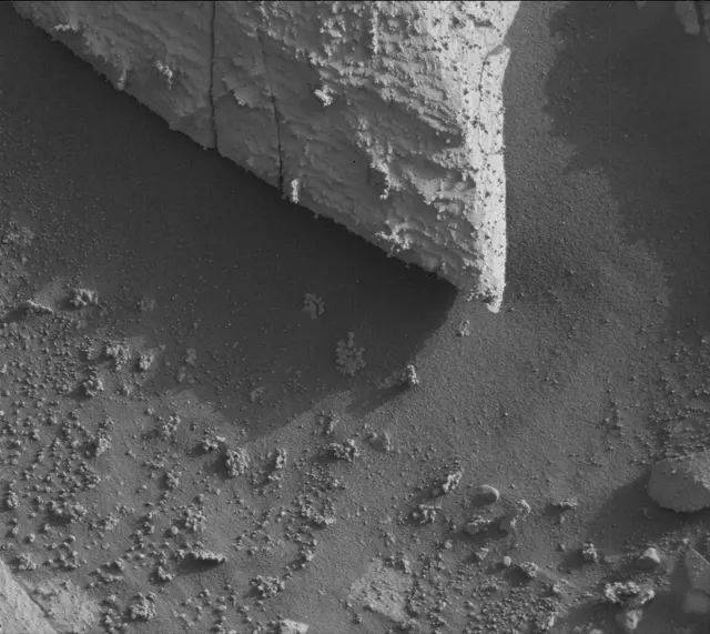 Sol 4076: Mast Camera (Mastcam)
