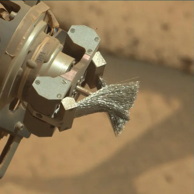 Sol 4078: Mast Camera (Mastcam)