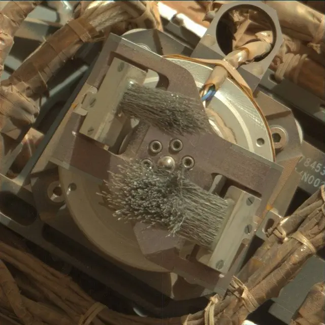 Sol 4078: Mast Camera (Mastcam)