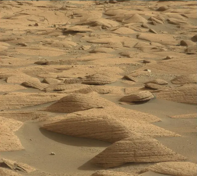 Sol 4078: Mast Camera (Mastcam)