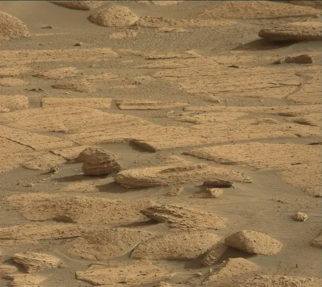 Sol 4078: Mast Camera (Mastcam)