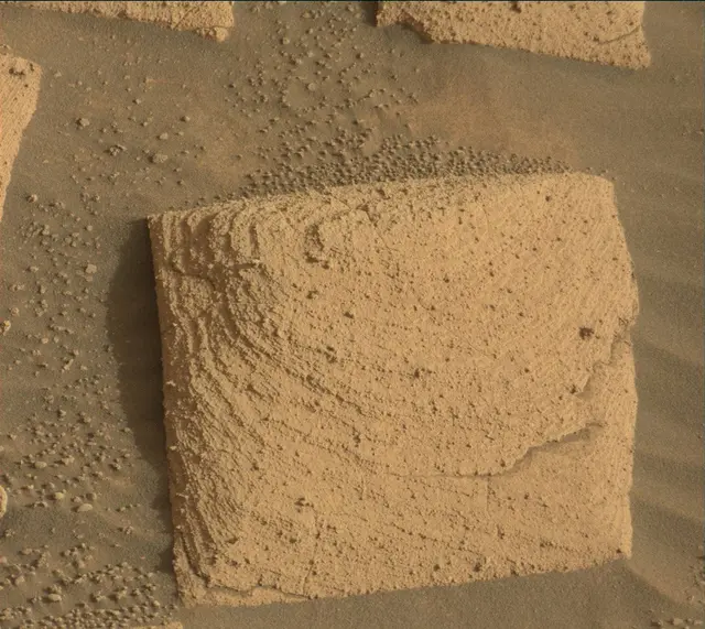 Sol 4078: Mast Camera (Mastcam)