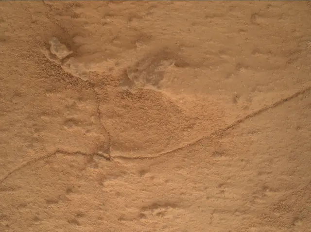 Sol 4078: Mars Hand Lens Imager (MAHLI)