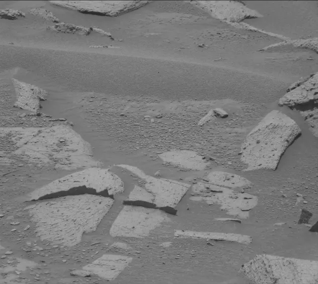 Sol 4079: Mast Camera (Mastcam)