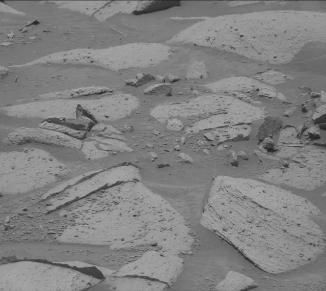 Sol 4079: Mast Camera (Mastcam)