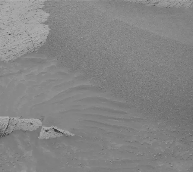 Sol 4079: Mast Camera (Mastcam)