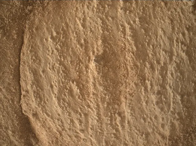 Sol 4079: Mars Hand Lens Imager (MAHLI)