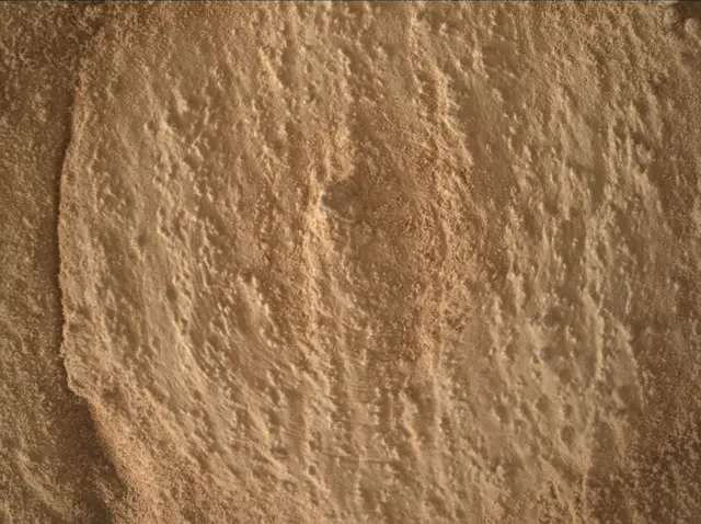 Sol 4079: Mars Hand Lens Imager (MAHLI)