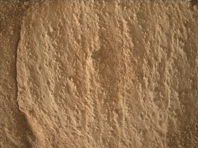 Sol 4079: Mars Hand Lens Imager (MAHLI)