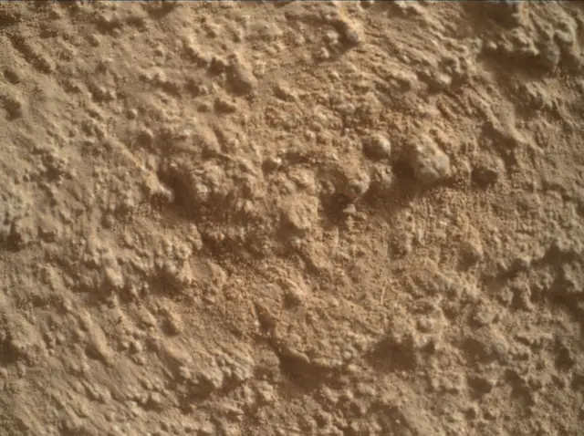 Sol 4079: Mars Hand Lens Imager (MAHLI)