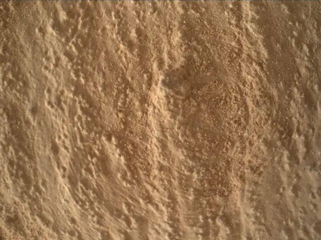 Sol 4079: Mars Hand Lens Imager (MAHLI)