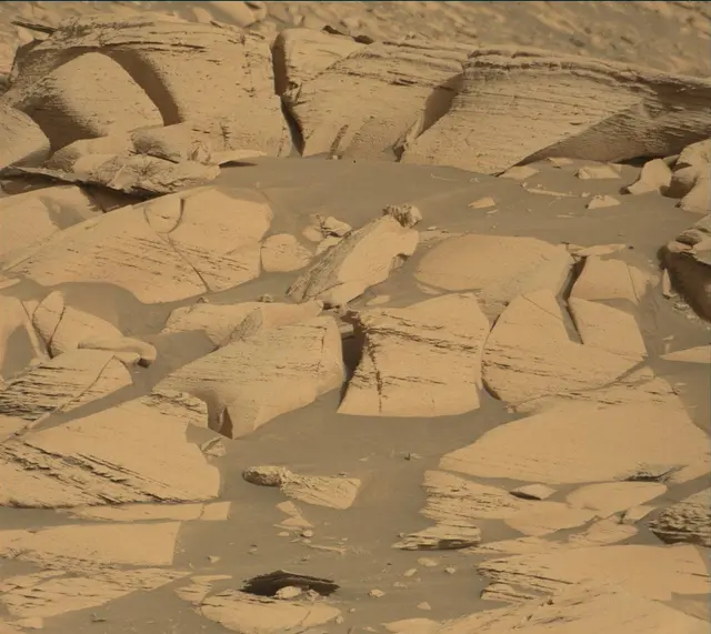 Sol 4080: Mast Camera (Mastcam)
