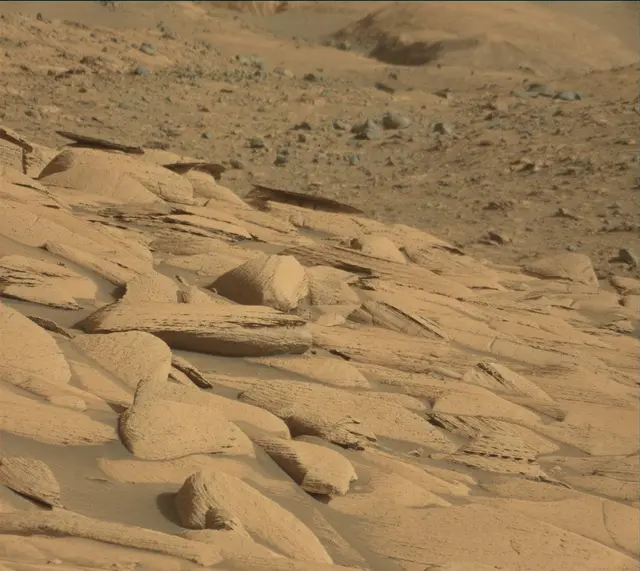 Sol 4080: Mast Camera (Mastcam)