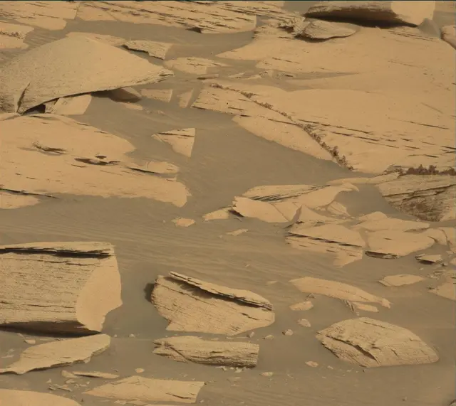 Sol 4080: Mast Camera (Mastcam)