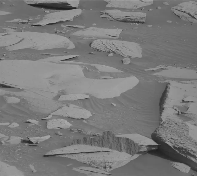 Sol 4080: Mast Camera (Mastcam)