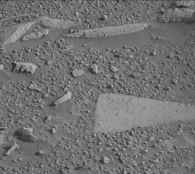 Sol 4080: Mast Camera (Mastcam)