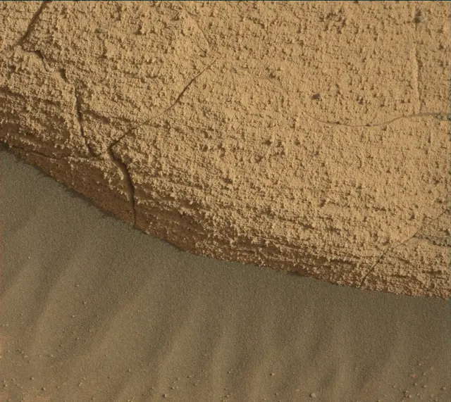 Sol 4080: Mast Camera (Mastcam)