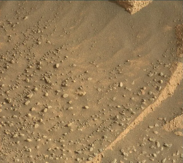 Sol 4080: Mast Camera (Mastcam)