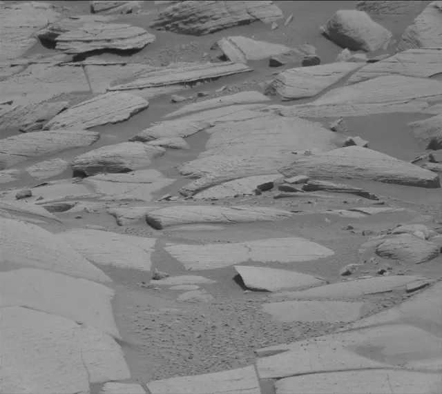 Sol 4082: Mast Camera (Mastcam)