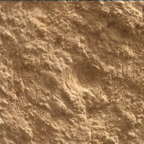 Sol 4082: Mars Hand Lens Imager (MAHLI)