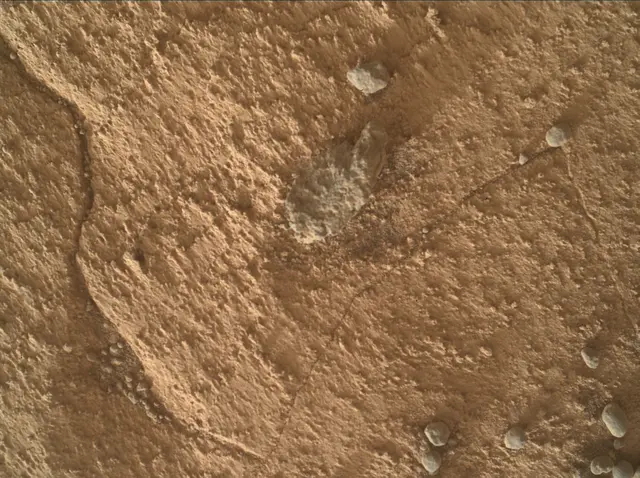 Sol 4082: Mars Hand Lens Imager (MAHLI)