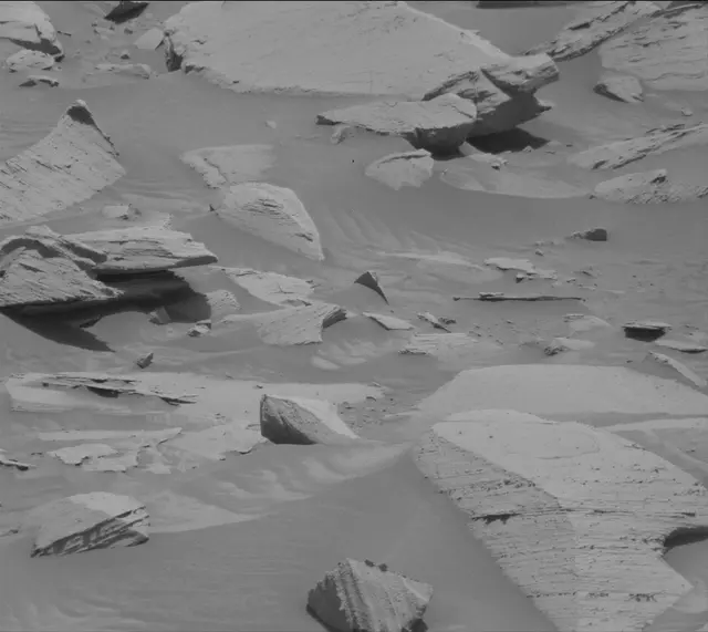 Sol 4083: Mast Camera (Mastcam)