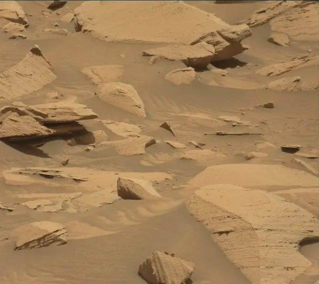 Sol 4083: Mast Camera (Mastcam)