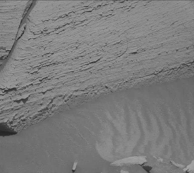 Sol 4084: Mast Camera (Mastcam)