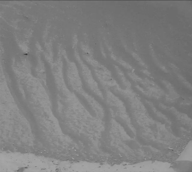 Sol 4084: Mast Camera (Mastcam)