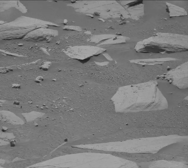 Sol 4084: Mast Camera (Mastcam)