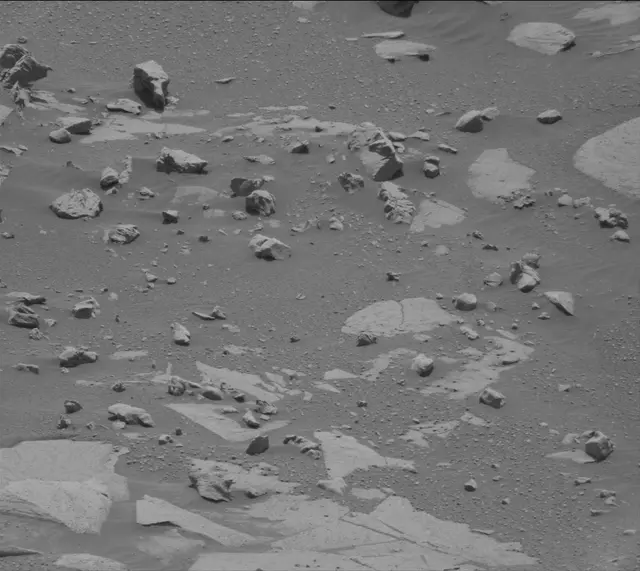 Sol 4084: Mast Camera (Mastcam)