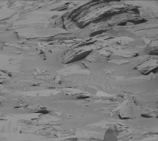 Sol 4084: Mast Camera (Mastcam)