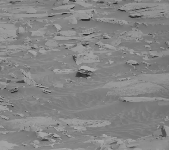 Sol 4084: Mast Camera (Mastcam)
