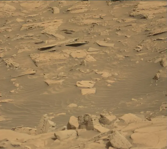 Sol 4084: Mast Camera (Mastcam)