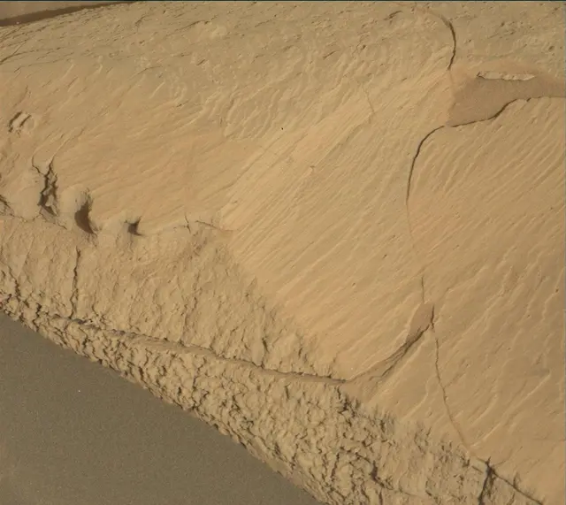 Sol 4084: Mast Camera (Mastcam)